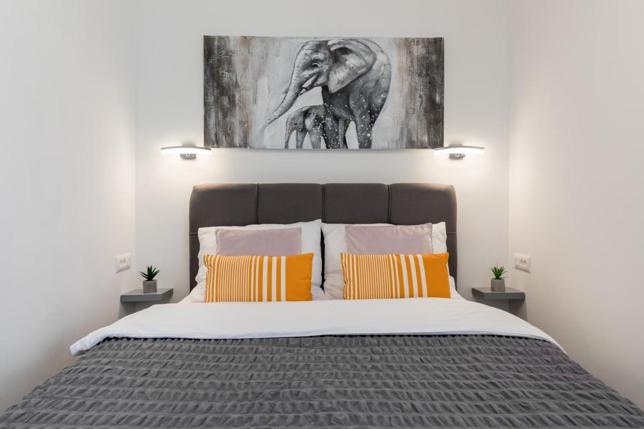 Elysian Zen Luxury Apartment - Two Bedroom Apartment With Terrace And Sea View Split Eksteriør billede